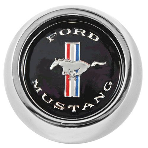 Hupenknopf mit Running Horse Logo Hupenknopf mit Running Horse Logo