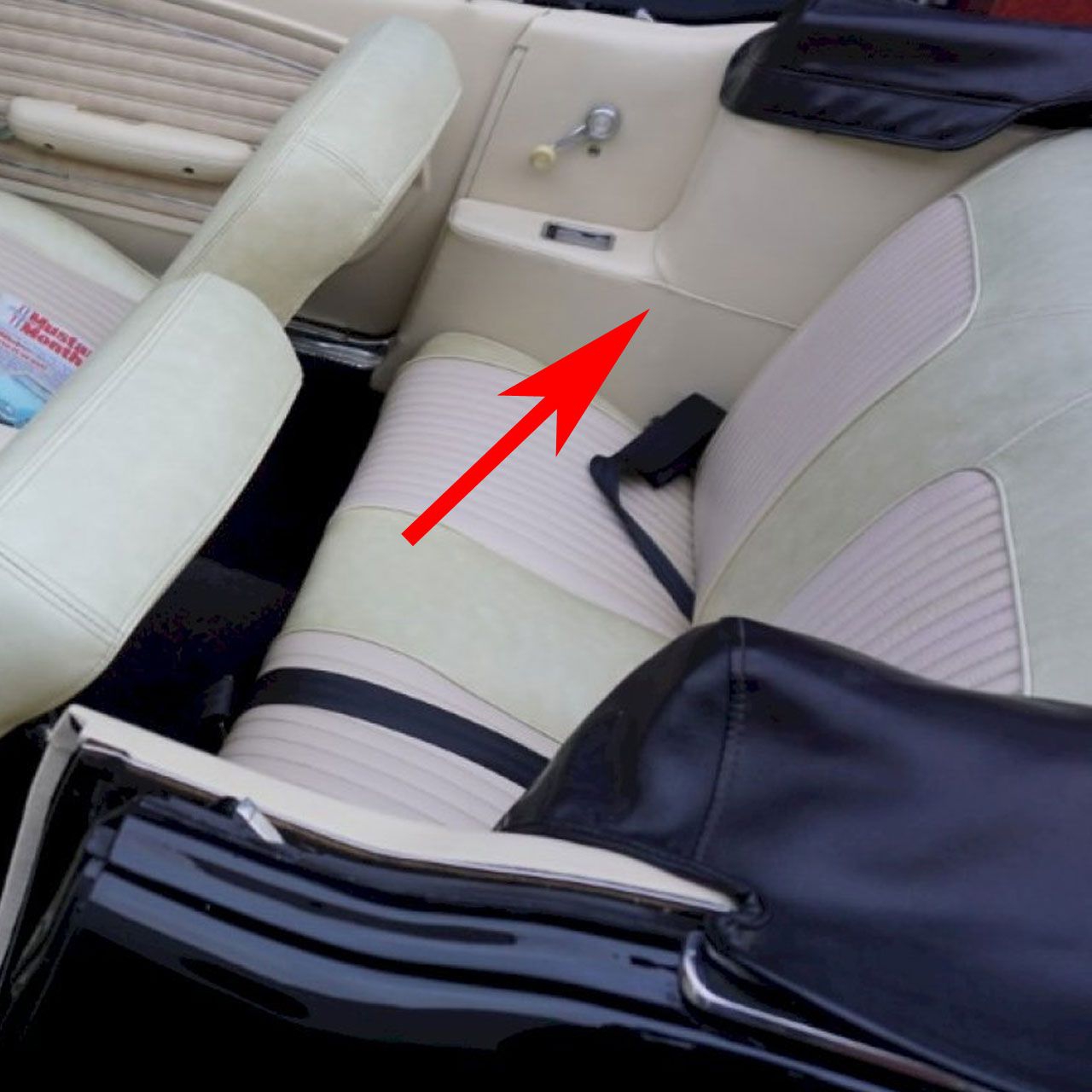 Bezug Seitenwandverkleidung 68 Cabrio, Hellbeige