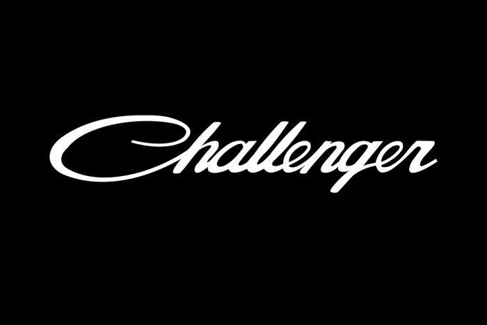 Kotflügelschoner mit - Challenger - Logo, Stück