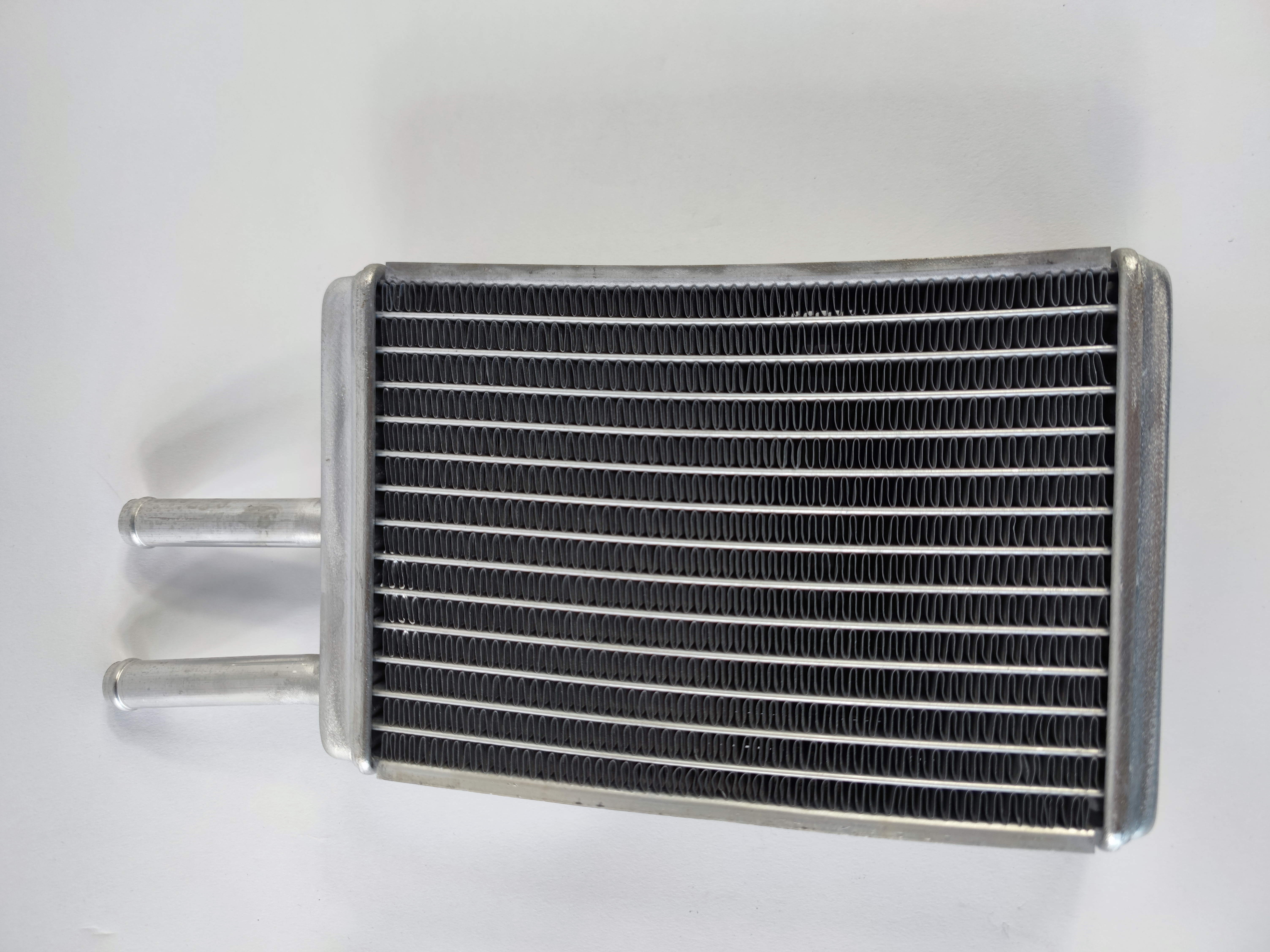Wärmetauscher Heizkühler 67-73 mit Klima, Alu