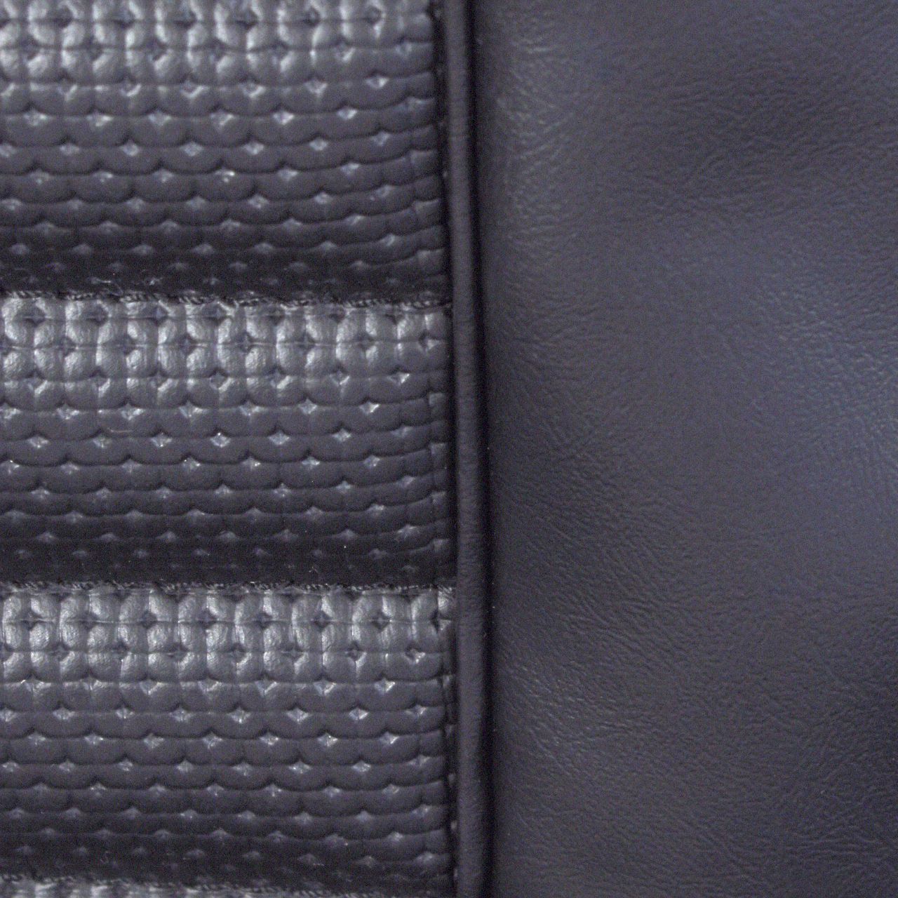Sitzbezugsatz Standard, 66 Coupe, Schwarz (Black) Sitzbezugsatz Standard, 66 Coupe, Schwarz (Black)
