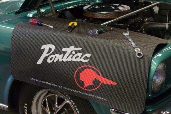 Kotflügelschoner mit - Pontiac Heritage - Logo, Stück